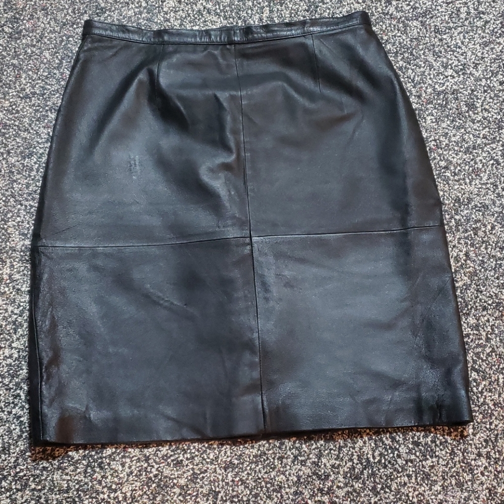 Leather skirt